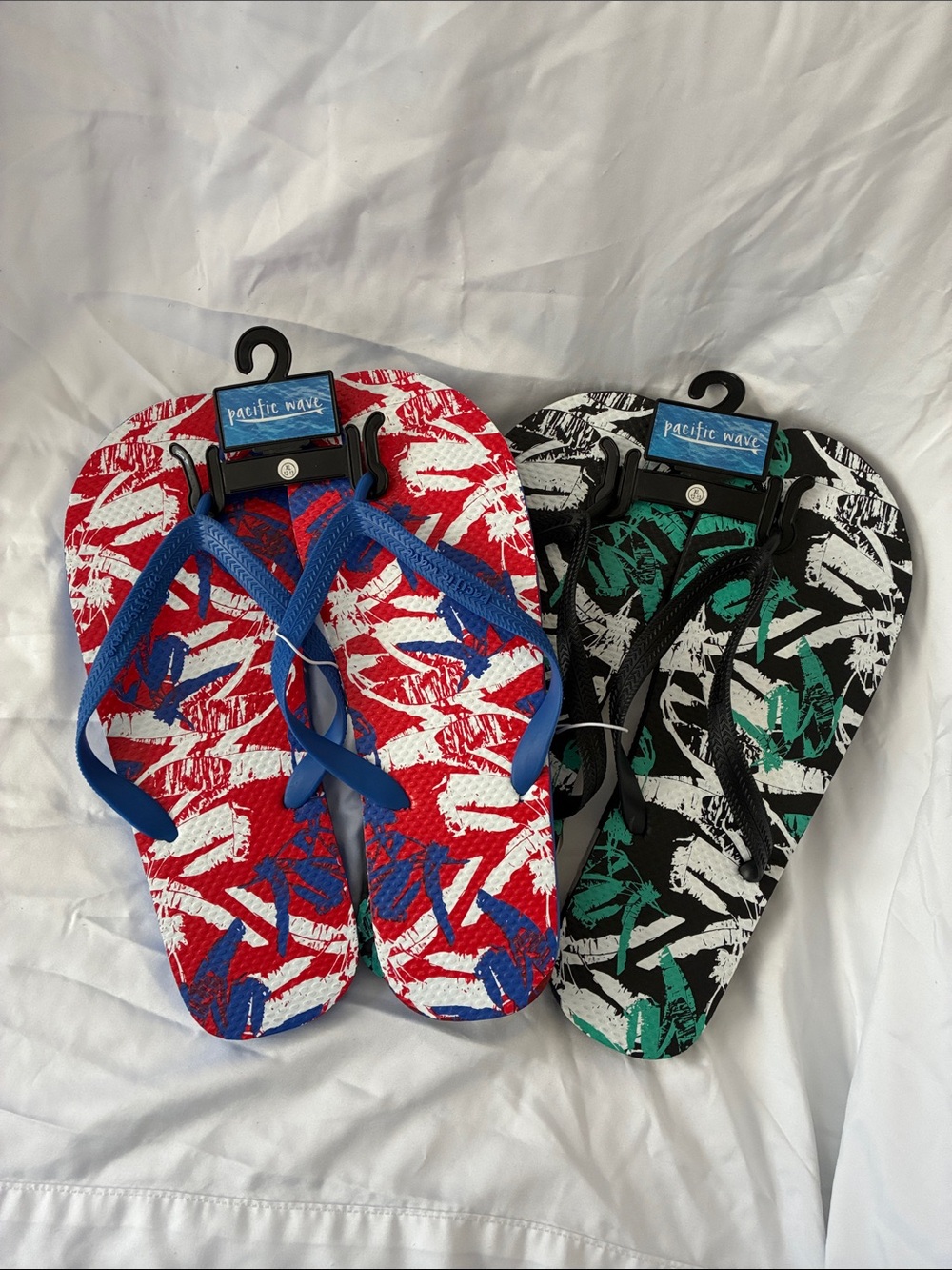Men's Red/Blue Tropical Flip Flops - Casual Beach Sandals